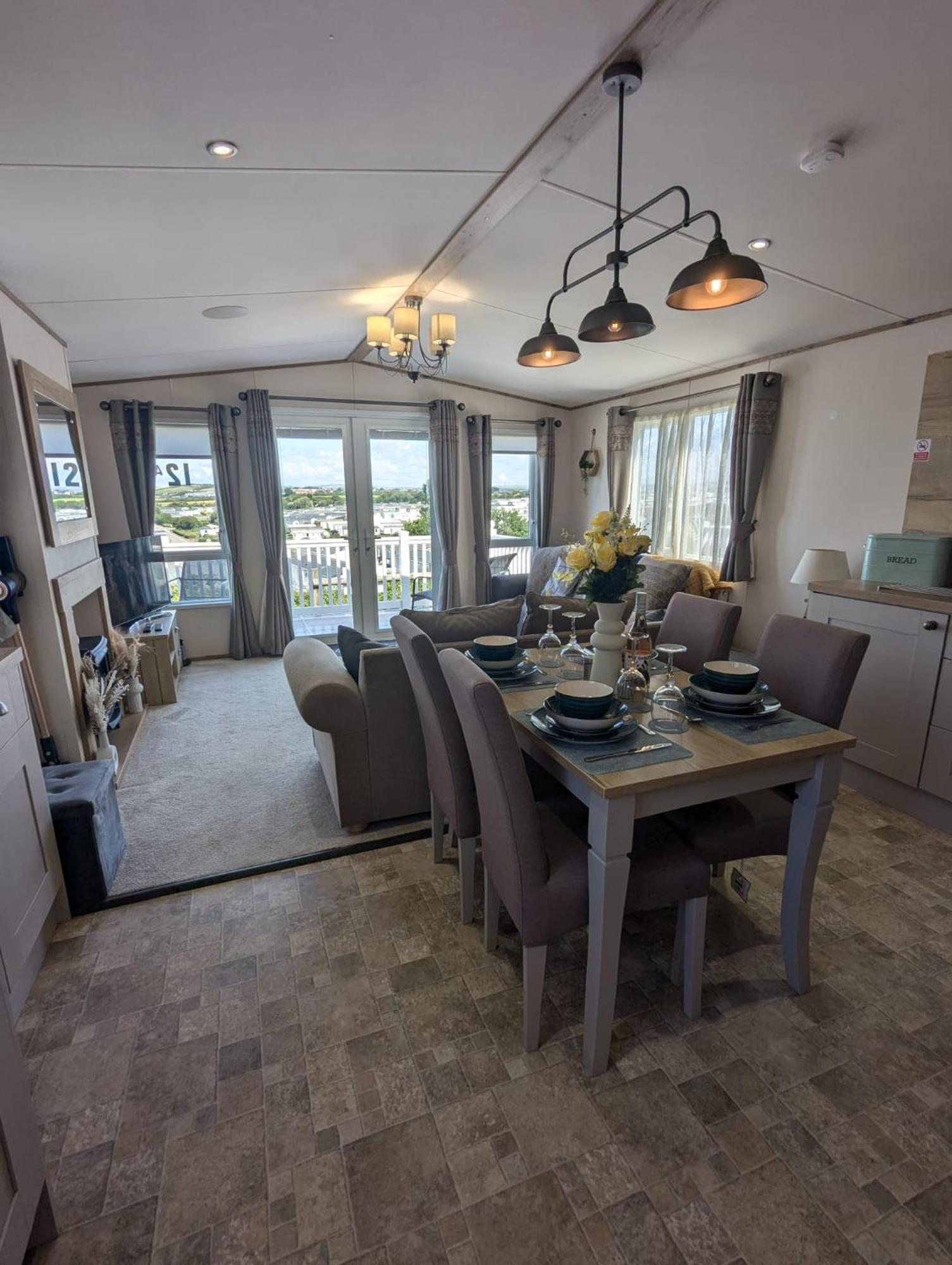Stunning Caravan With Panoramic Views Weymouth Littlesea Haven Wyke Regis Exteriér fotografie