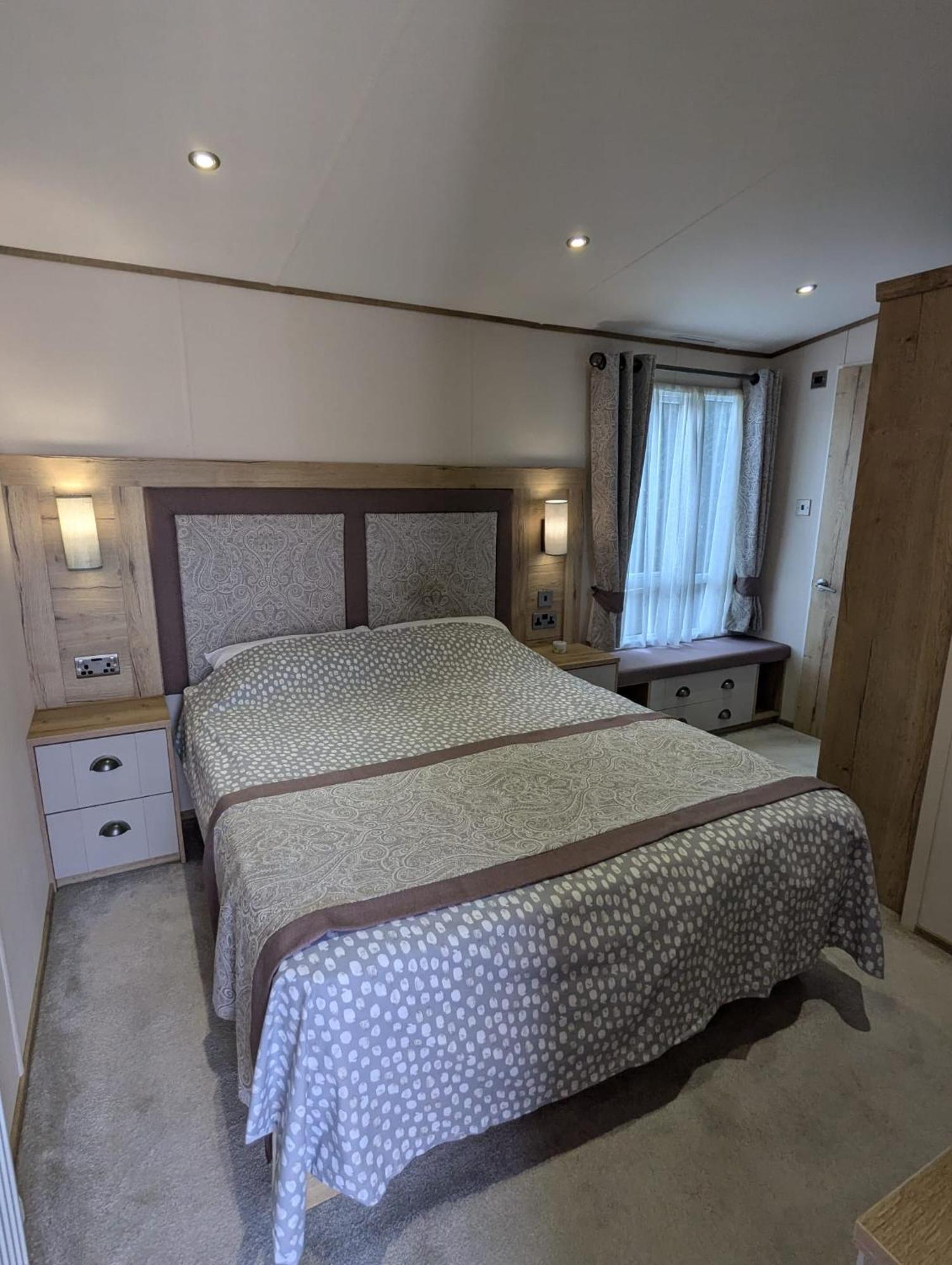 Stunning Caravan With Panoramic Views Weymouth Littlesea Haven Wyke Regis Exteriér fotografie